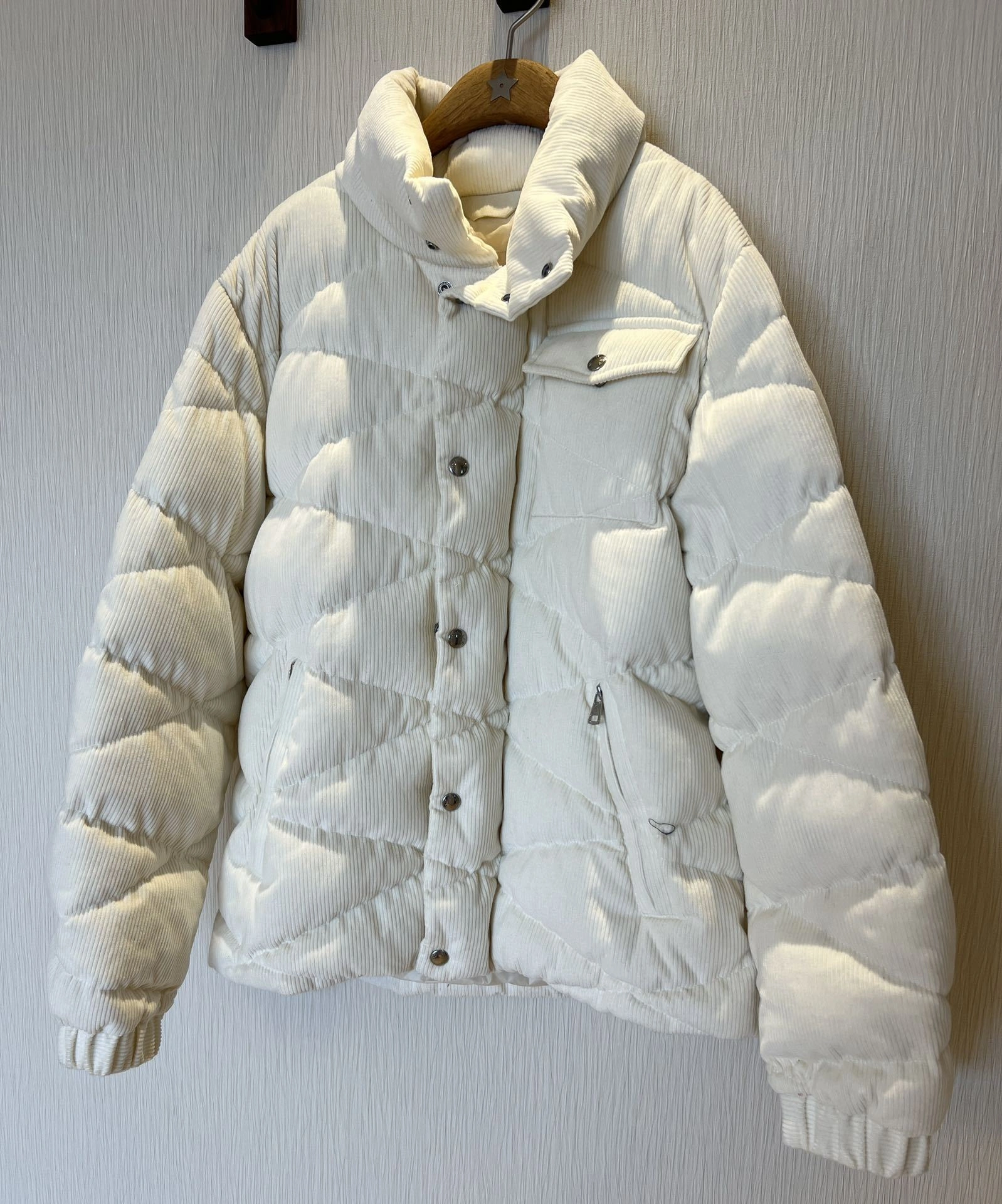 wg.luxury- 7o9385r Down jacket item:D-F000J3099T